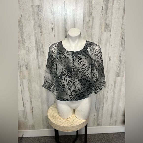 Blouse  - Picture 1 of 5